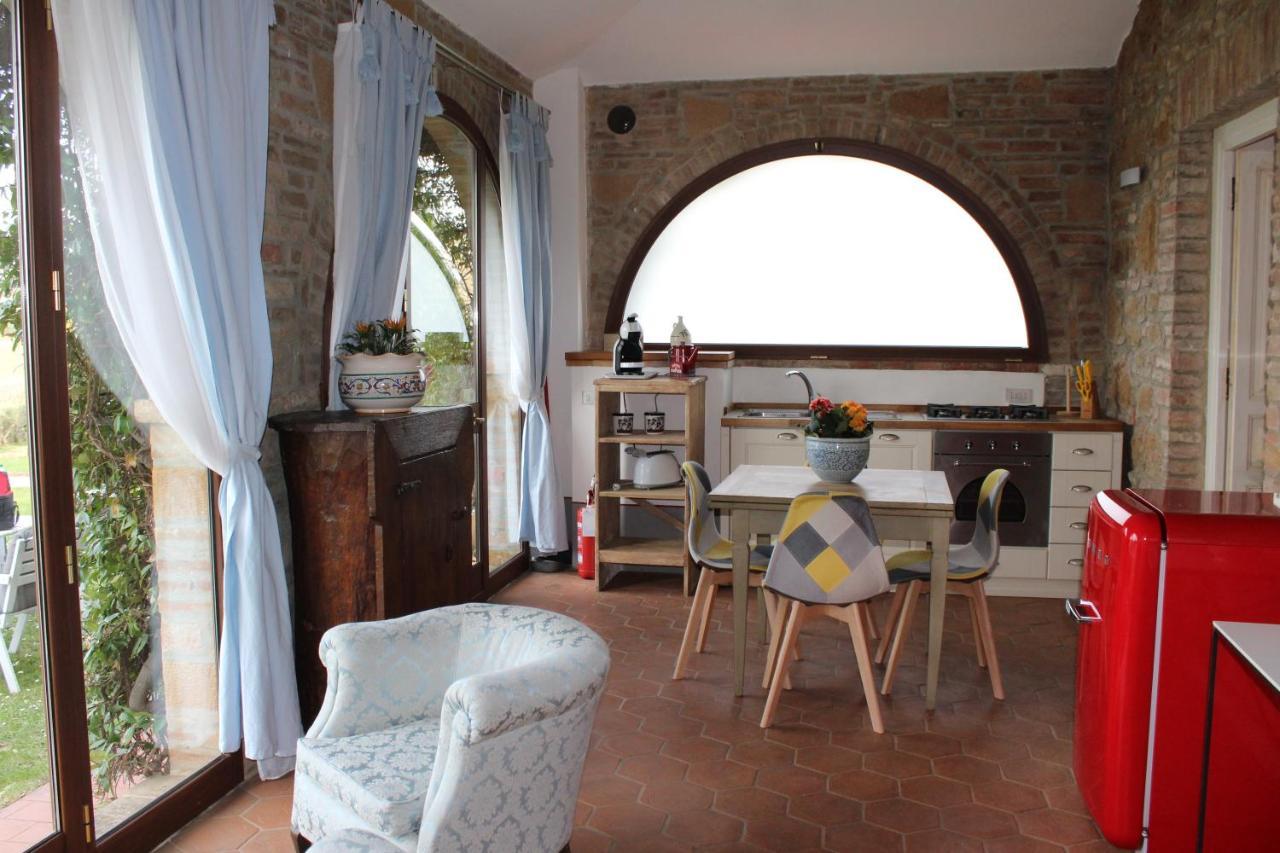 Villa San Bartolomeo Montepulciano Stazione Extérieur photo